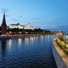 Вид на Кремль со стороны реки Вид на Кремль со стороны реки