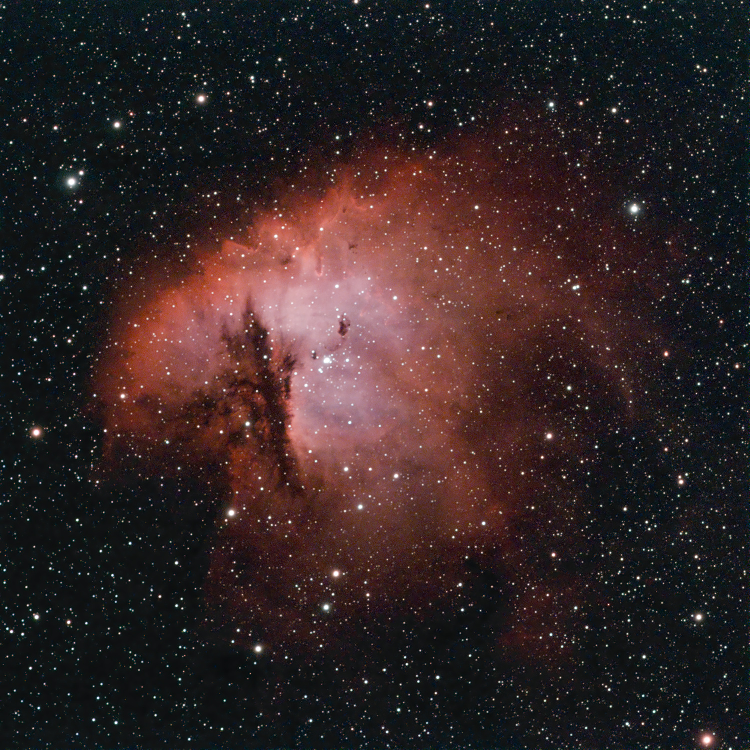 Туманность «Пакман» (NGC 281)